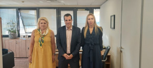 Πλεύρης: Επίσκεψη στον ΕΟΠΥΥ και συνάντηση με τη διοίκηση