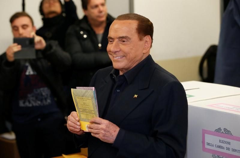 Ιταλικές εκλογές: Ευρωσκεπτικιστική στροφή, με Πέντε Αστέρια, Μπερλουσκόνι και Λέγκα