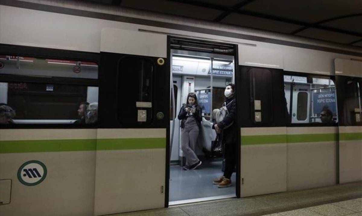 «Καρφιά» ΣΥΡΙΖΑ κατά Τσιόδρα: Καλύπτει την κυβερνητική αδράνεια στα ΜΜΜ