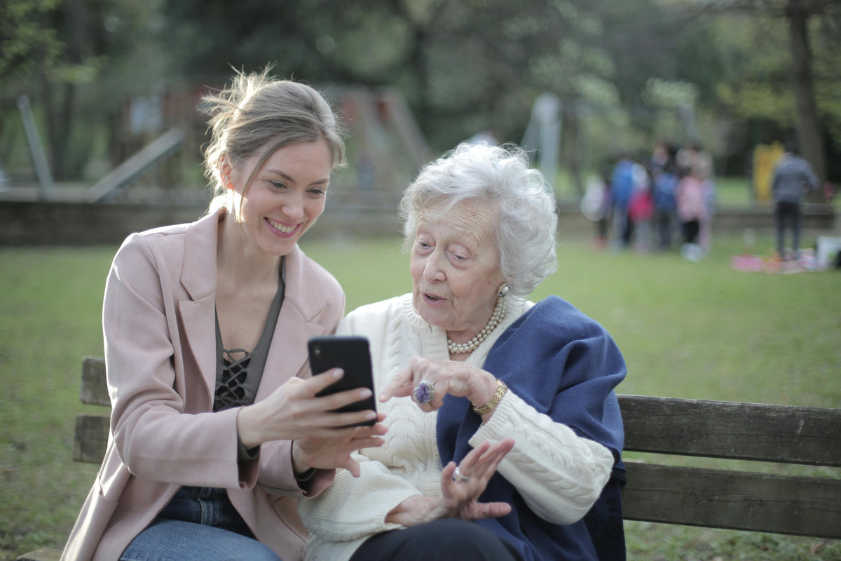 Πώς οι baby boomers έγιναν η πλουσιότερη γενιά και γιατί τα παιδιά τους δεν θα τους φτάσουν