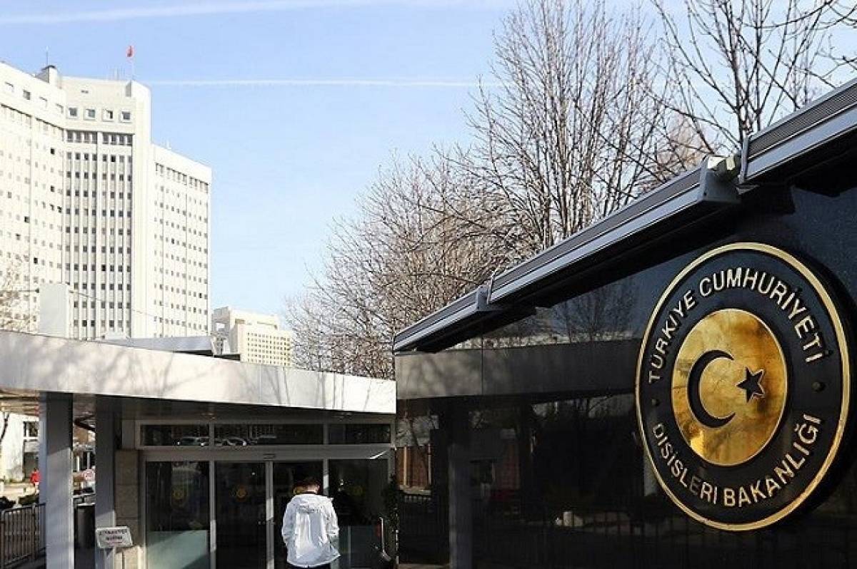 Τουρκικό ΥΠΕΞ: «Ειρηνευτική επιχείρηση» η εισβολή στην Κύπρο το 1974!