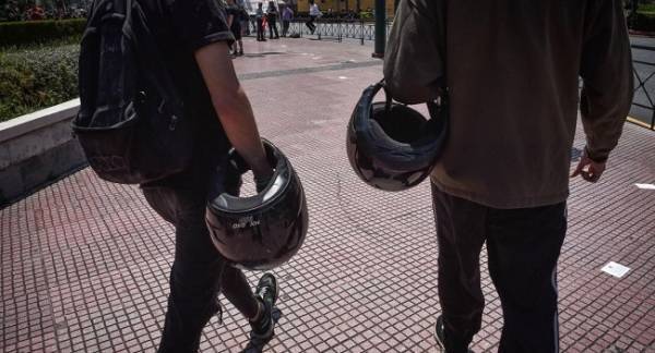 Μείωση ΦΠΑ στα κράνη στο 13%