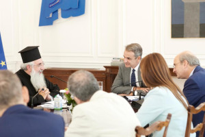 Συνάντηση Μητσοτάκη με τον Αρχιεπίσκοπο Κρήτης – Τι συζητήθηκε