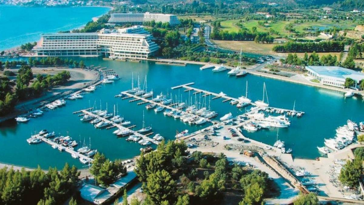Πότε κλείνει η συμφωνία Πόρτο Καρράς - Σαββίδη