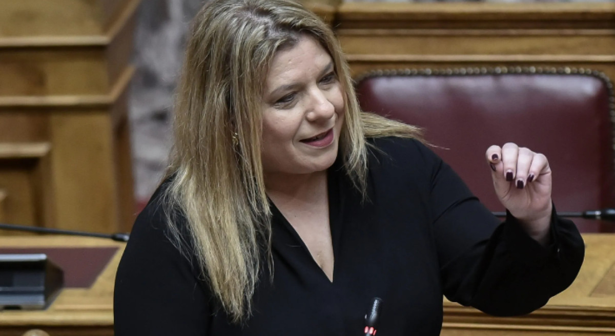 Συρεγγέλα: Συμμετέχει στη συνεδρίαση της Πολιτικής Επιτροπής του ΕΛΚ
