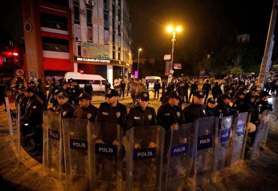 Κωνσταντινούπολη: Στους δρόμους οι πολίτες μετά την ακύρωση των εκλογών