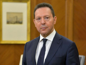 Στουρνάρας (ΤτΕ): «Ψαλιδισμένη» ανάπτυξη 3,2% το 2022