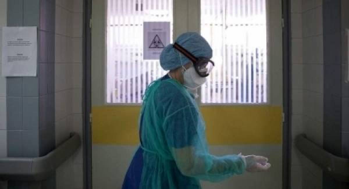 Κορονοϊός-Ελλάδα: 8 νεκροί και 1.834 νέα κρούσματα-123 διασωληνωμένοι