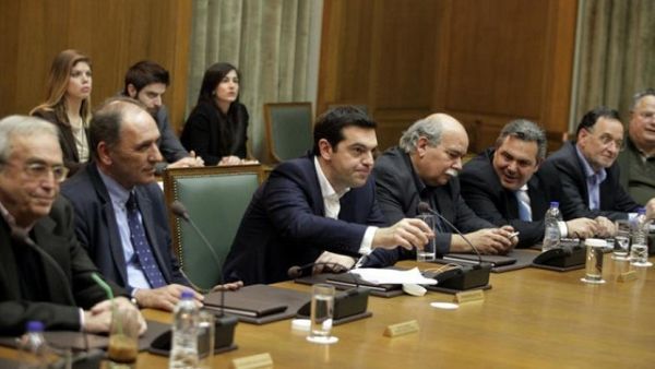 "Πράσινο φως" απ'το κυβερνητικό συμβούλιο-Βαρύ πακέτο μέτρων €12 δισ.