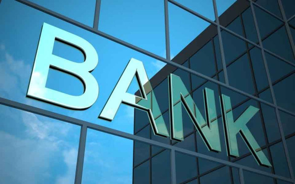 Optima για τράπεζες: «Βλέπει» υπέρβαση των φετινών στόχων-Upside έως 30%