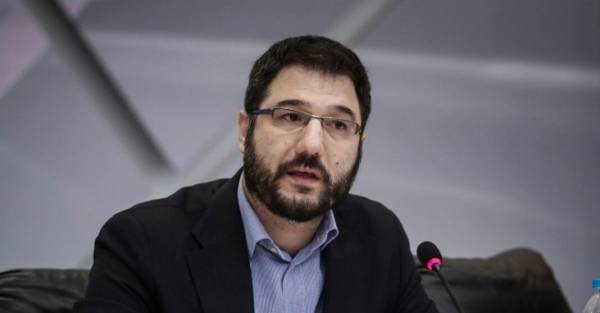 Ηλιόπουλος: Η Κεραμέως δίνει «λύση Ερντογάν» με αστυνομία στα Πανεπιστήμια