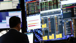 Μεικτά πρόσημα στο άνοιγμα των ευρωαγορών-Στο επίκεντρο οι δηλώσεις Πάουελ
