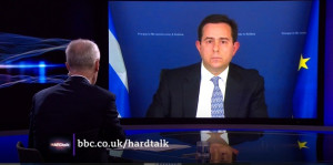 Μηταράκης στο BBC: Δεν θα επιτρέψουμε σε λαθροδιακινητές να αποφασίζουν