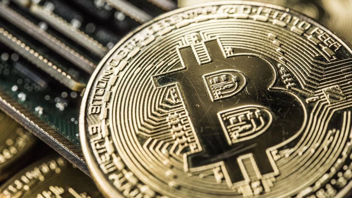 Σε ελεύθερη πτώση το Bitcoin