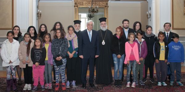 ΕΛΠΕ:Τιμήθηκαν οι «Δράσεις υπέρ του παιδιού και της οικογένειας Ρομά»