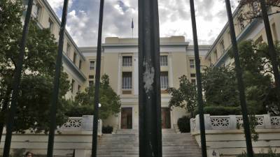 Κομισιόν: Το ελληνικό «πανεπιστημιακό άσυλο» εκτός Ευρωπαϊκού Χώρου Τριτοβάθμιας Εκπαίδευσης