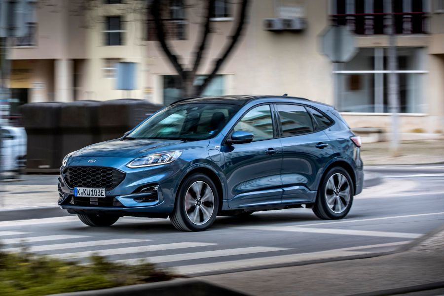 Το Kuga Plug-In Hybrid κατακτά την κορυφή στις πωλήσεις στα Plug - in υβριδικά μοντέλα