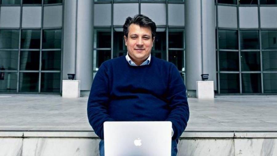 Δερμιτζάκης: Το λιανεμπόριο να ανοίξει με κάτω από 1.000 κρούσματα