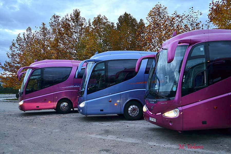 Πόσο μειώνονται τα τέλη κυκλοφορίας για τα τουριστικά λεωφορεία