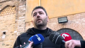 Βασίλης Καρράς: Στο λαϊκό προσκύνημα ο Νίκος Ανδρουλάκης