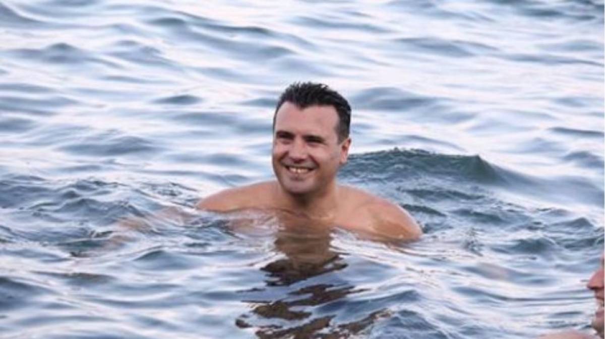 Καλοκαιρινή απόδραση του Ζόραν Ζάεφ στη...Νότια Μακεδονία