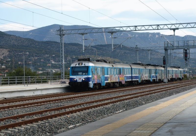 Χωρίς τραίνα και προαστιακό την Πέμπτη