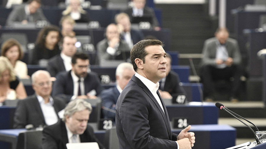 Σενάρια και για διεθνή σταδιοδρομία του Τσίπρα