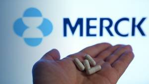Ξεκινά η κατ' οίκον διάθεση των χαπιών Merck- Η διαδικασία