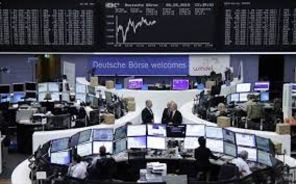 Απώλειες στις ευρωαγορές φέρνουν οι δηλώσεις Ντράγκι για το tapering