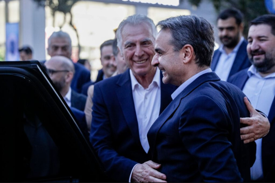 Σημεία των καιρών: Από τον Καραμανλή στον Μπλίνκεν και από εκεί στο Περιστέρι