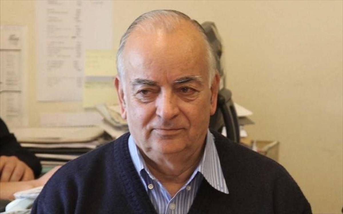 Συλλυπητήρια Τασούλα για τον θάνατο του Γιάννη Θεωνά
