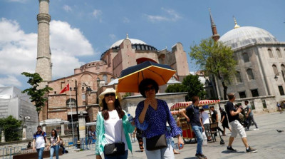 «Μάννα εξ ουρανού» τα τουριστικά έσοδα για την τουρκική οικονομία