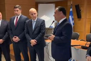 Επίσκεψη του Άδωνι Γεωργιάδη στα γραφεία της Διοίκησης του e-ΕΦΚΑ