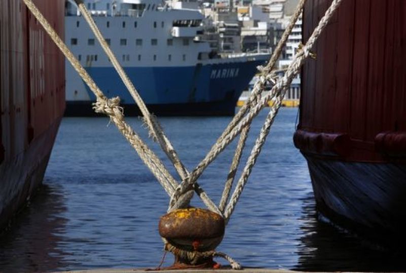 Δεμένα τα πλοία στις 14 Δεκεμβρίου με απόφαση ΠΝΟ