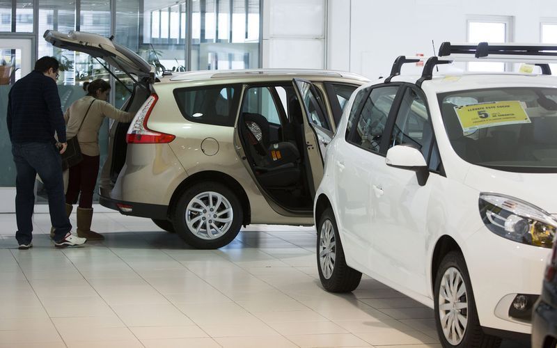 Σε υψηλό 17 ετών η παραγωγή αυτοκινήτων στη Βρετανία
