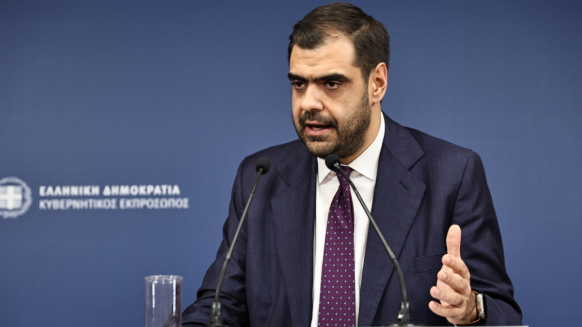 Επιβεβαίωση Μαρινάκη για τον «μίνι» ανασχηματισμό - Ποιος μετακινείται στο Μεταφορών
