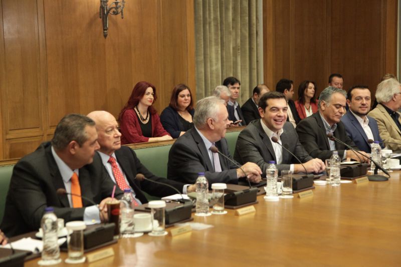 Υπουργικό: Τι είπαν Τσακαλώτος και Κοτζιάς για οικονομία και ΠΓΔΜ