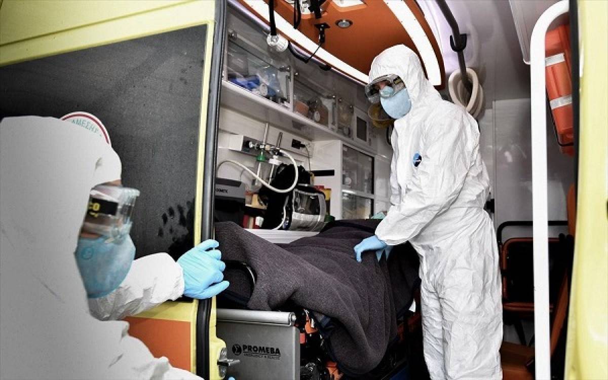 Διασπορά κρουσμάτων: 394 νέα κρούσματα στην Αττική-84 στη Θεσσαλονίκη