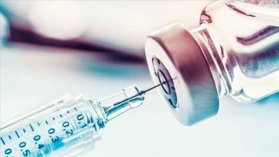 Θεμιστοκλέους: Σε τρεις φάσεις ο εμβολιασμός των υγειονομικών-Καμία αναβολή