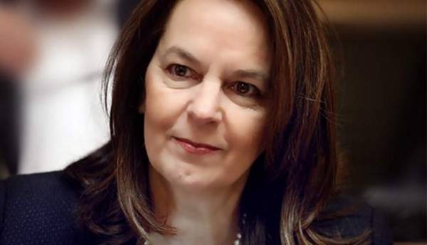 Παπανάτσιου: Ζήτημα καθοριστικής σημασίας η ασφάλεια των εργαζομένων από αυθαιρεσίες