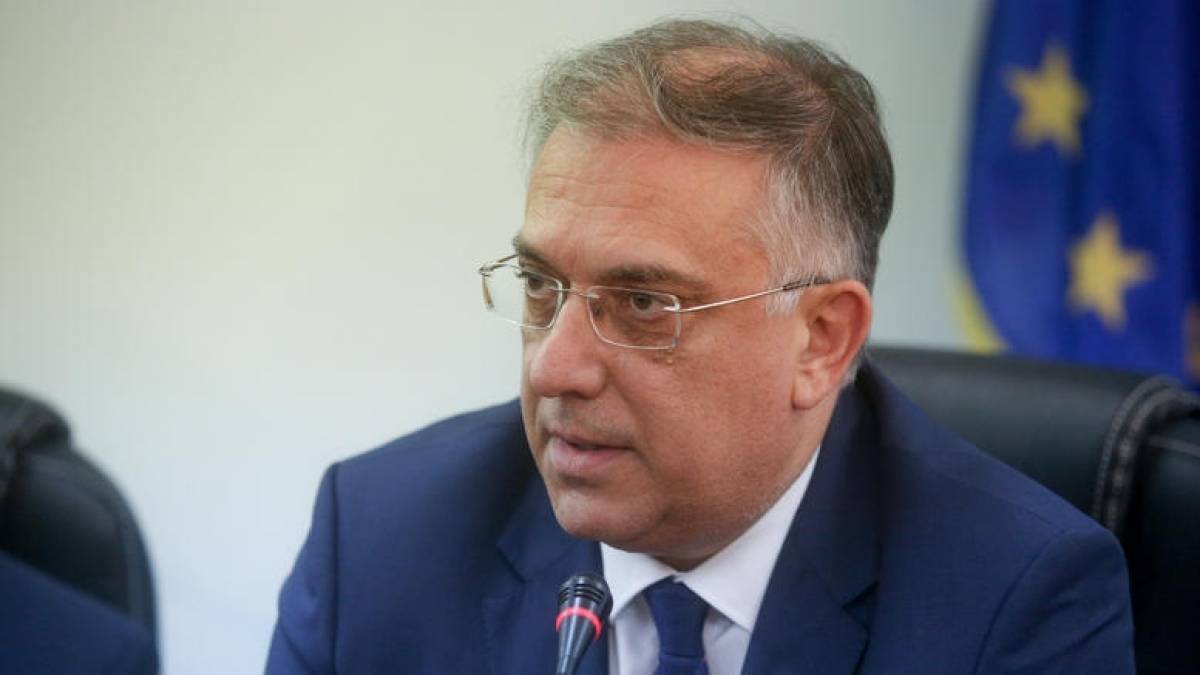 Θεοδωρικάκος: Προτεραιότητα οι δυτικές συνοικίες για την κυβέρνηση