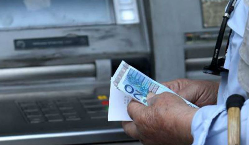 Handelsblatt: Καθυστέρηση της άρσης των capital controls λόγω Brexit
