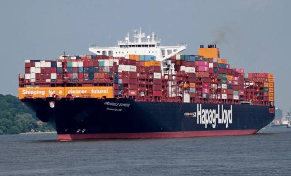 Η Hapag-Lloyd συνεργάζεται με το ναυτιλιακό κέντρο απανθρακοποίησης της Σιγκαπούρης
