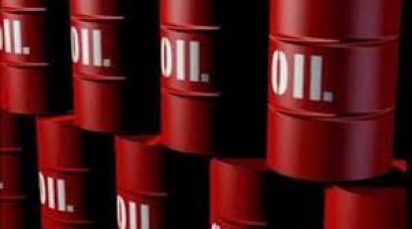 ΗΠΑ: Υποβάθμισε τις προβλέψεις της για το πετρέλαιο η EIA