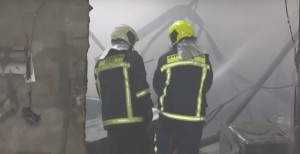 Φωτιά σε εργοστάσιο στον Ασπρόπυργο- Μήνυμα από το 112
