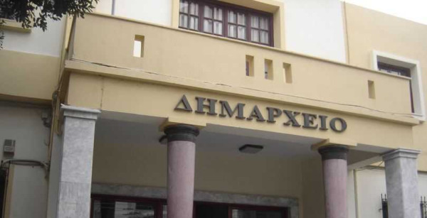 ΚΕΔΕ: Ο ρυθμός συνταξιοδοτήσεων μείωσε «δραματικά» το προσωπικό των Δήμων