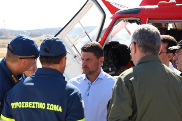 Μέτρα προστασίας από τον καπνό - Στην Εύβοια ο Χαρδαλιάς