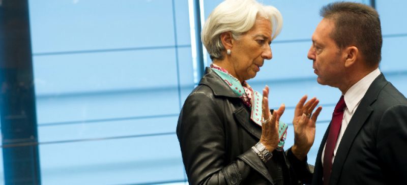 Έφτασε η ώρα της αλήθειας για την Ευρώπη - «Όχι» από τον Β. Σόιμπλε σε νέο «κούρεμα»