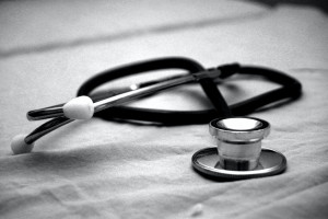 Nέα υπόθεση ψευτογιατρού: Αποσπούσε χλιάδες ευρώ- Πέντε ασθενείς νεκροί