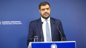 Μαρινάκης: Αυτονόητες οι συνέπειες για όποιον δεν ψηφίσει την τροπολογία